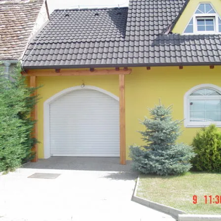 Garážová vrata - Jiří Hanáček - LOMAX partner pro Znojemsko